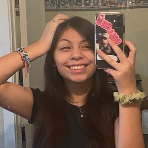 Meet your Posher, Victoria